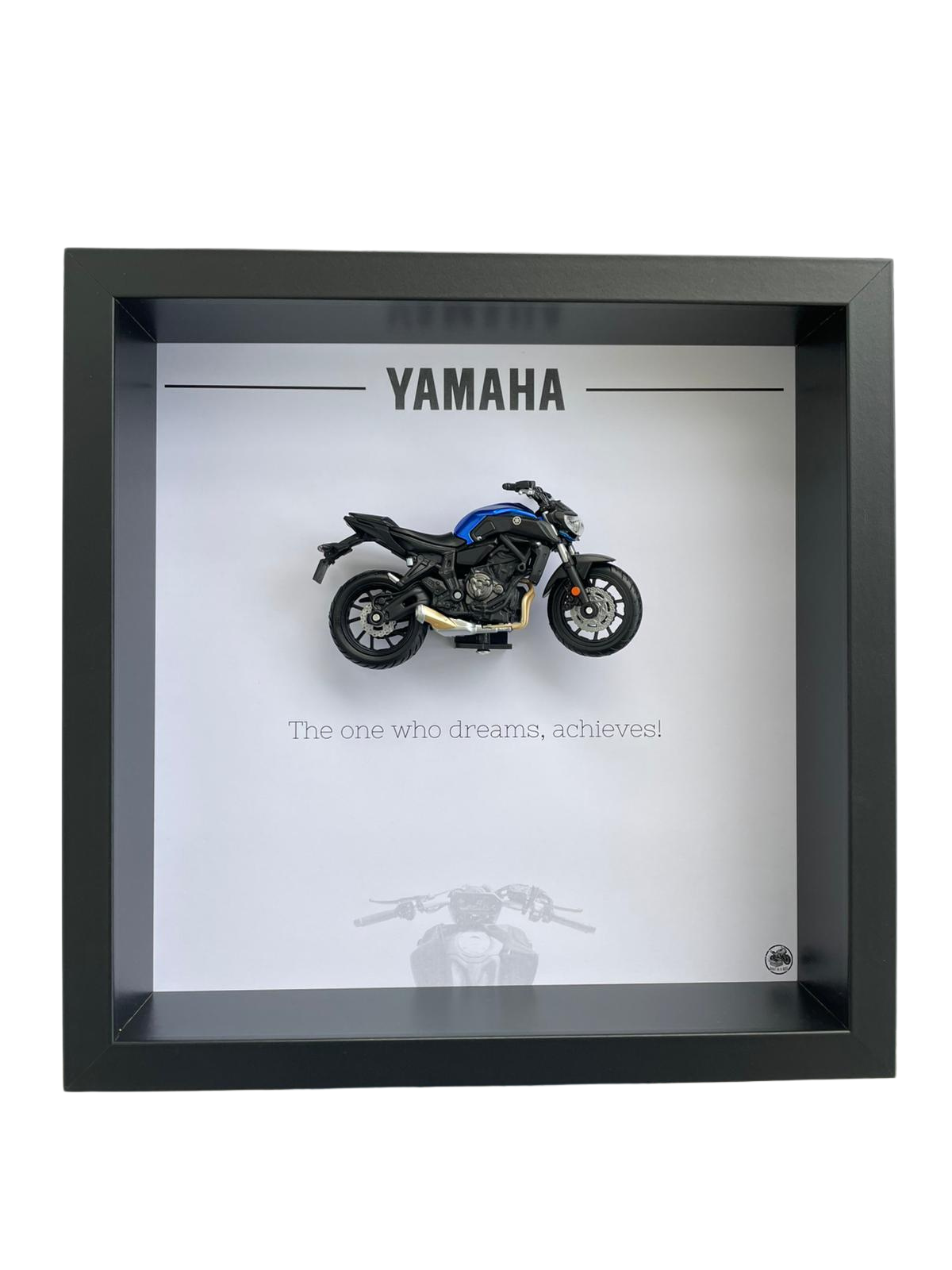 Moldura decorativa - Motas de estrada